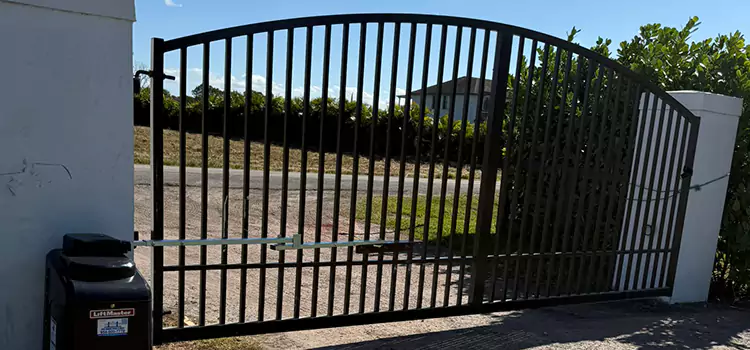 Driveway Fence Repair Roswell